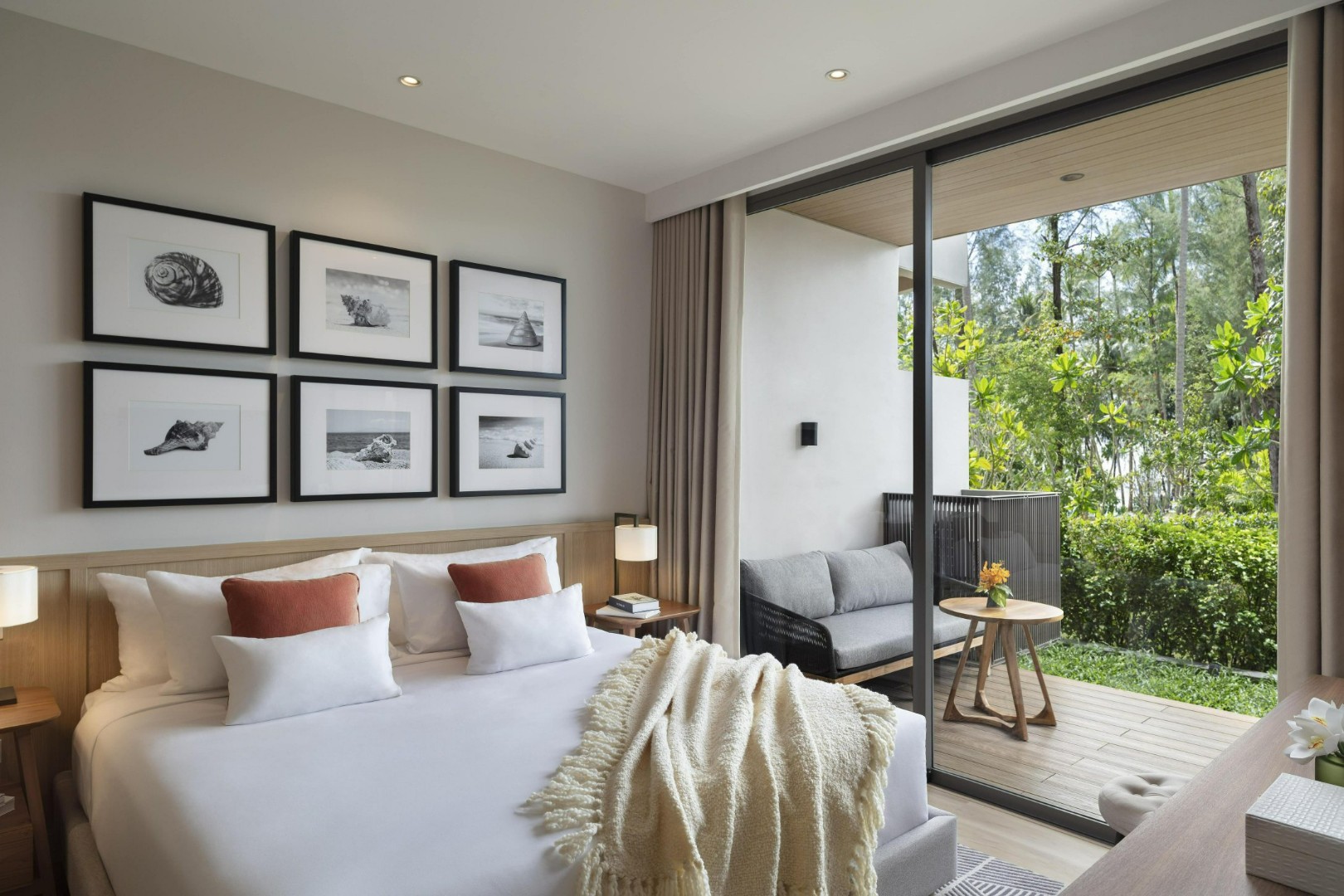 3a. Master Bedroom-min.jpg