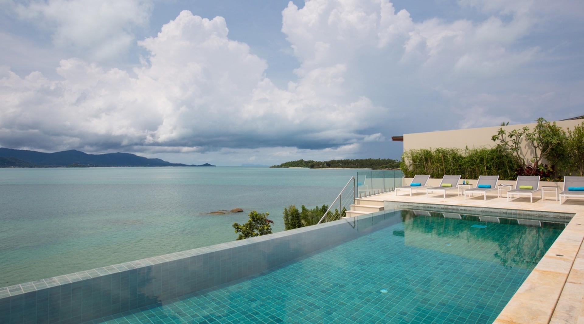 Waterfront Villa Samui, Koh Samui