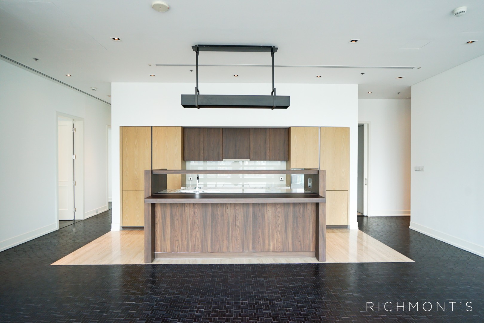 The Ritz Carlton Residences Bangkok, 3 Bedrooms