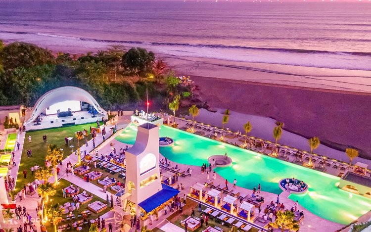 Café Del Mar.jpg