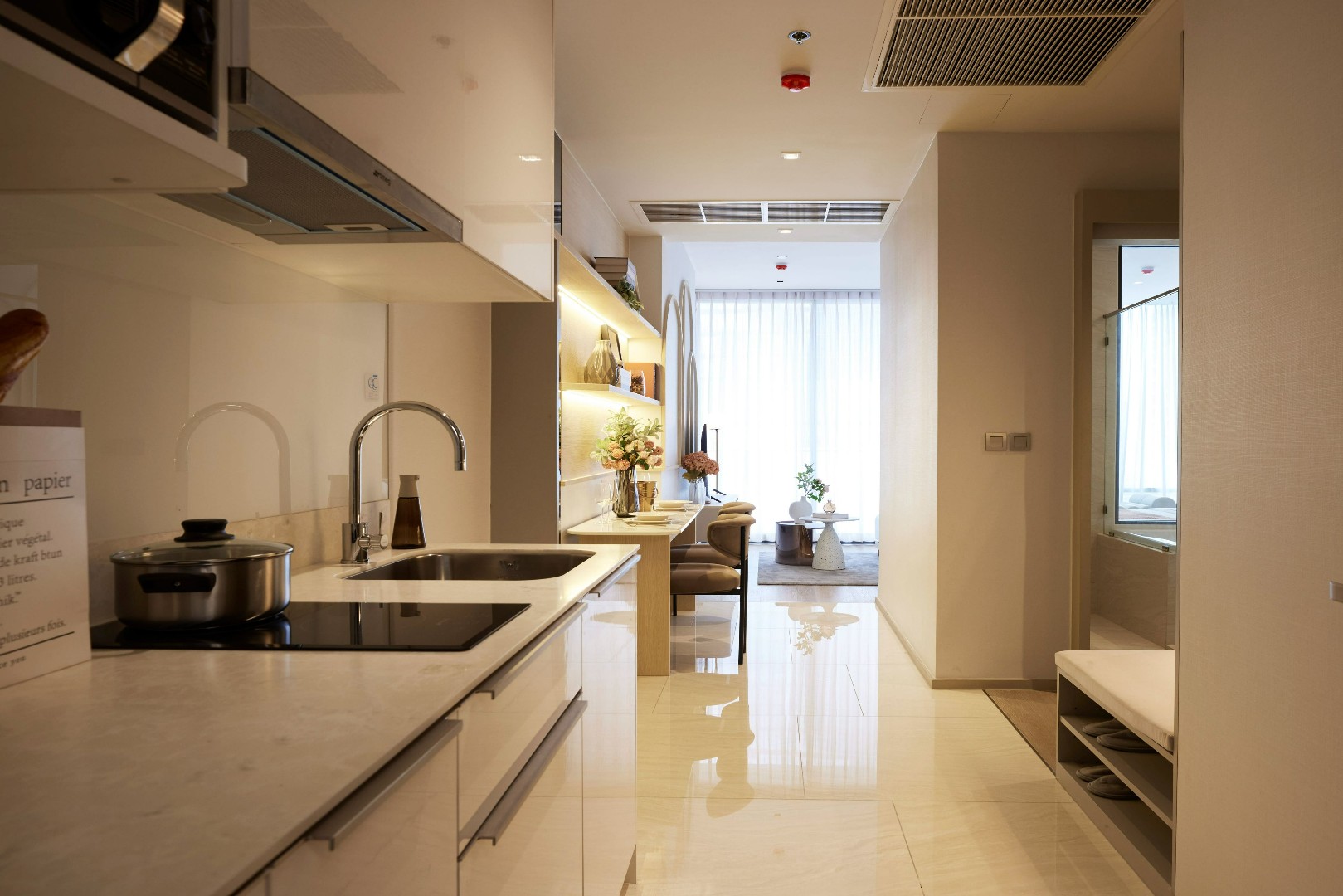 ASHTON SILOM_ROOM186-48_119.jpg