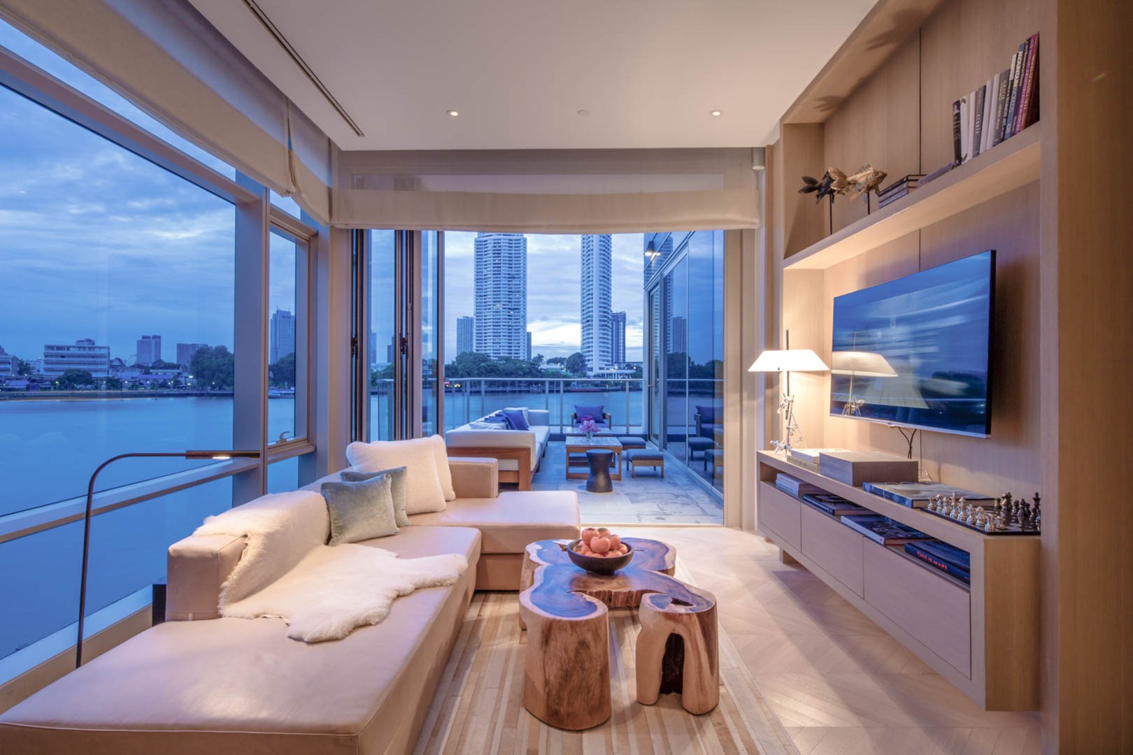 Four Seasons Private Residences Bangkok, 2-Bedroom, Simplex