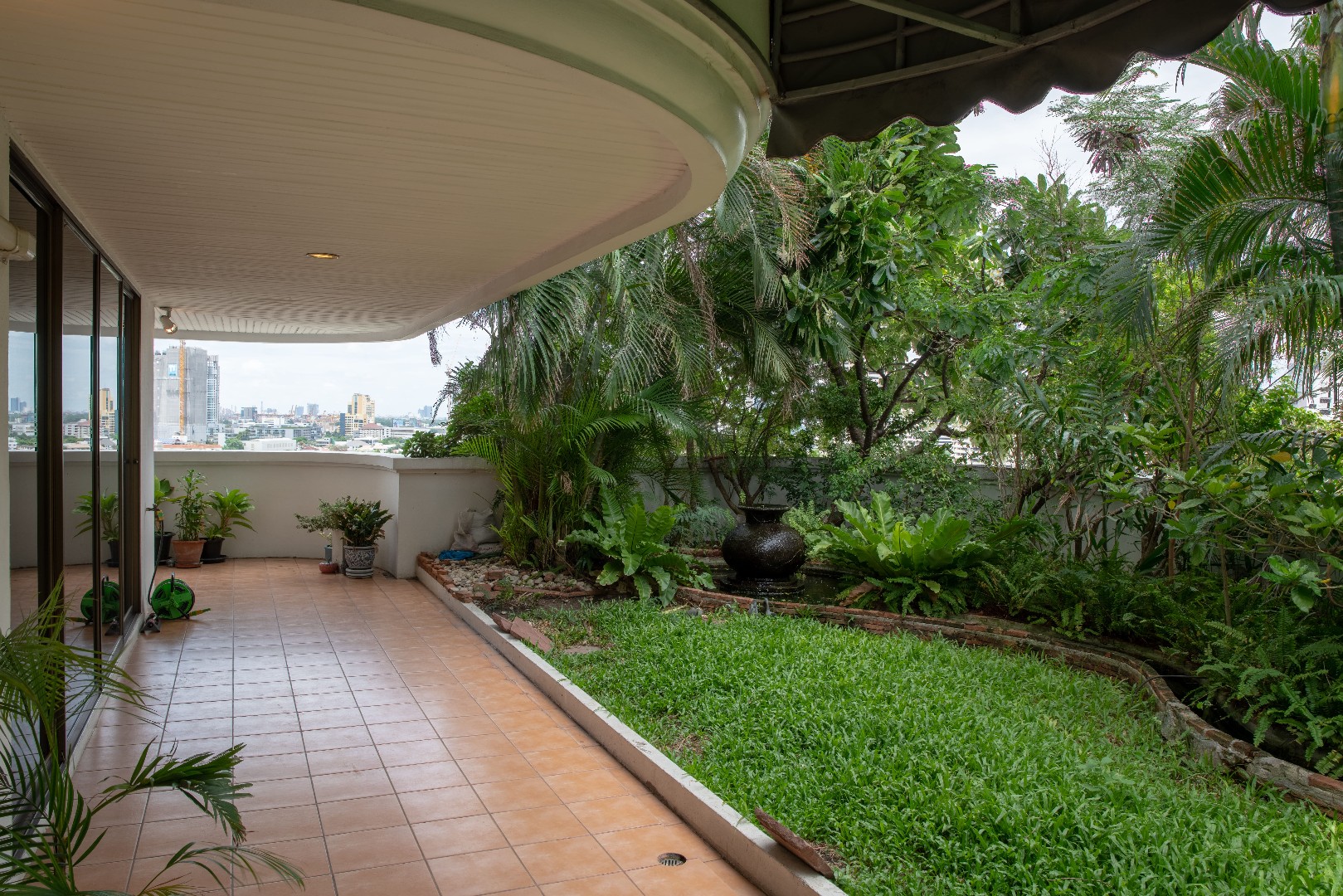 gm-mansion-sukhumvit-30-13.jpg