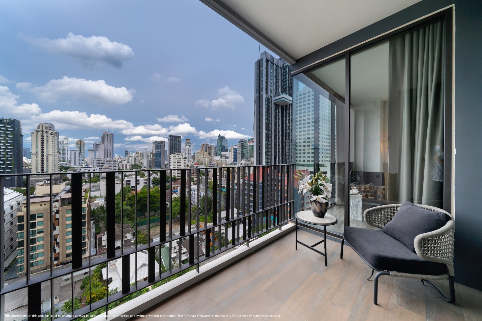 MUNIQ Sukhumvit 23_Show Unit 4.jpg