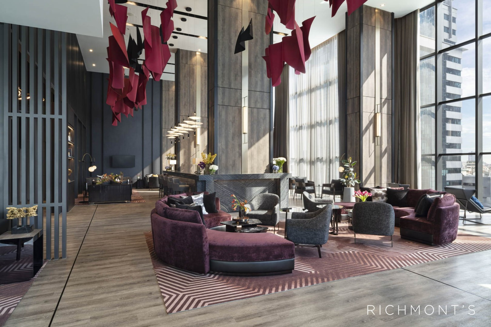 SR_Thailand_BKK_Asc-Embassy-Sathorn_Lounge-HR.jpg