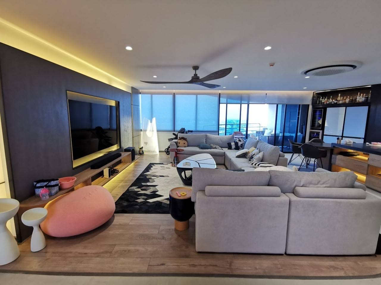 Royal River Place, 4 - Bedroom, Bangkok