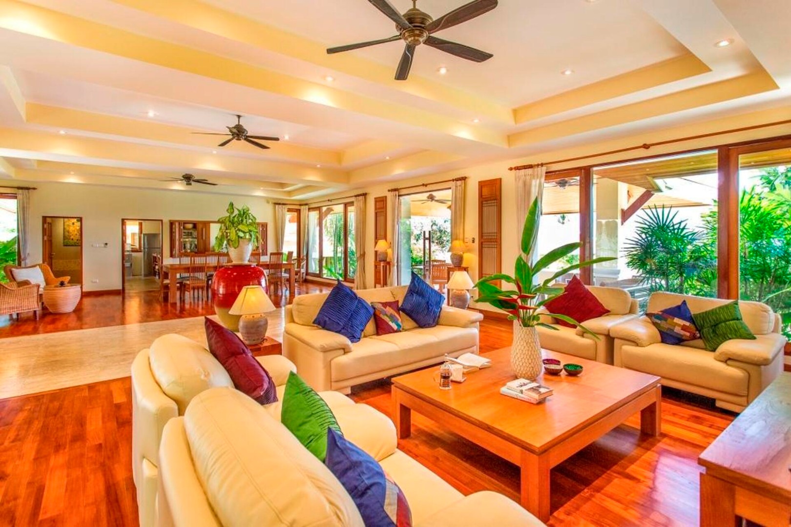 Villa Modern Thai Style, 5-Bedroom, Koh Samui