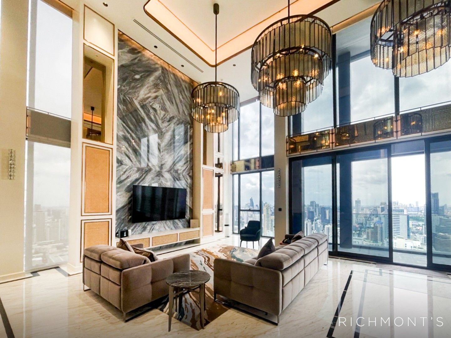 The Esse at Singha Complex, 3-Bedroom, Bangkok