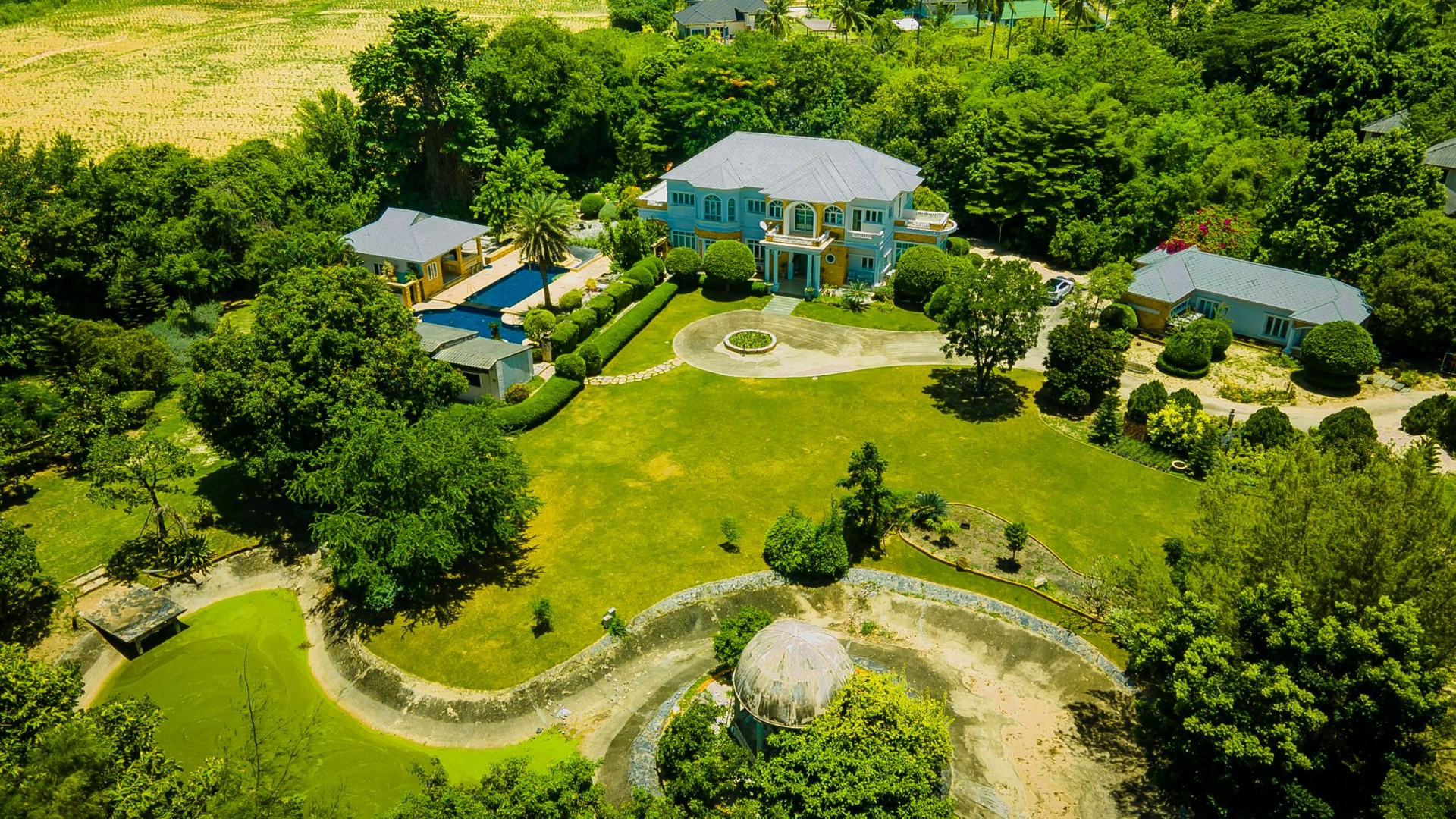 Country Estate in Bangsaray, Chonburi