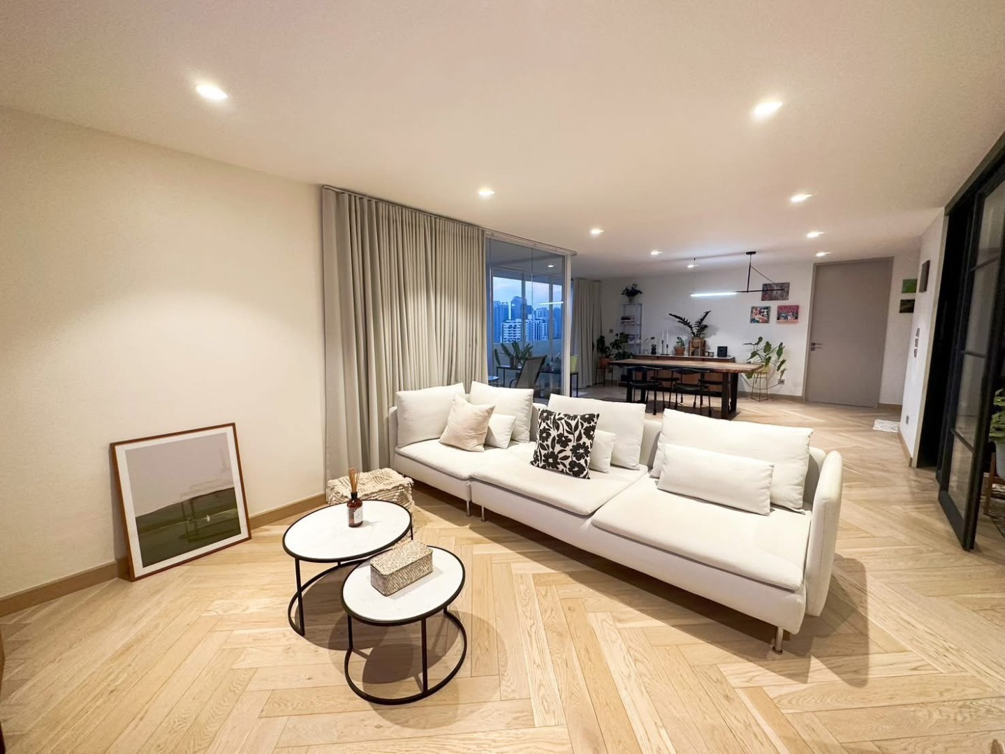 D.S. Tower 2, 2-Bedroom, Bangkok