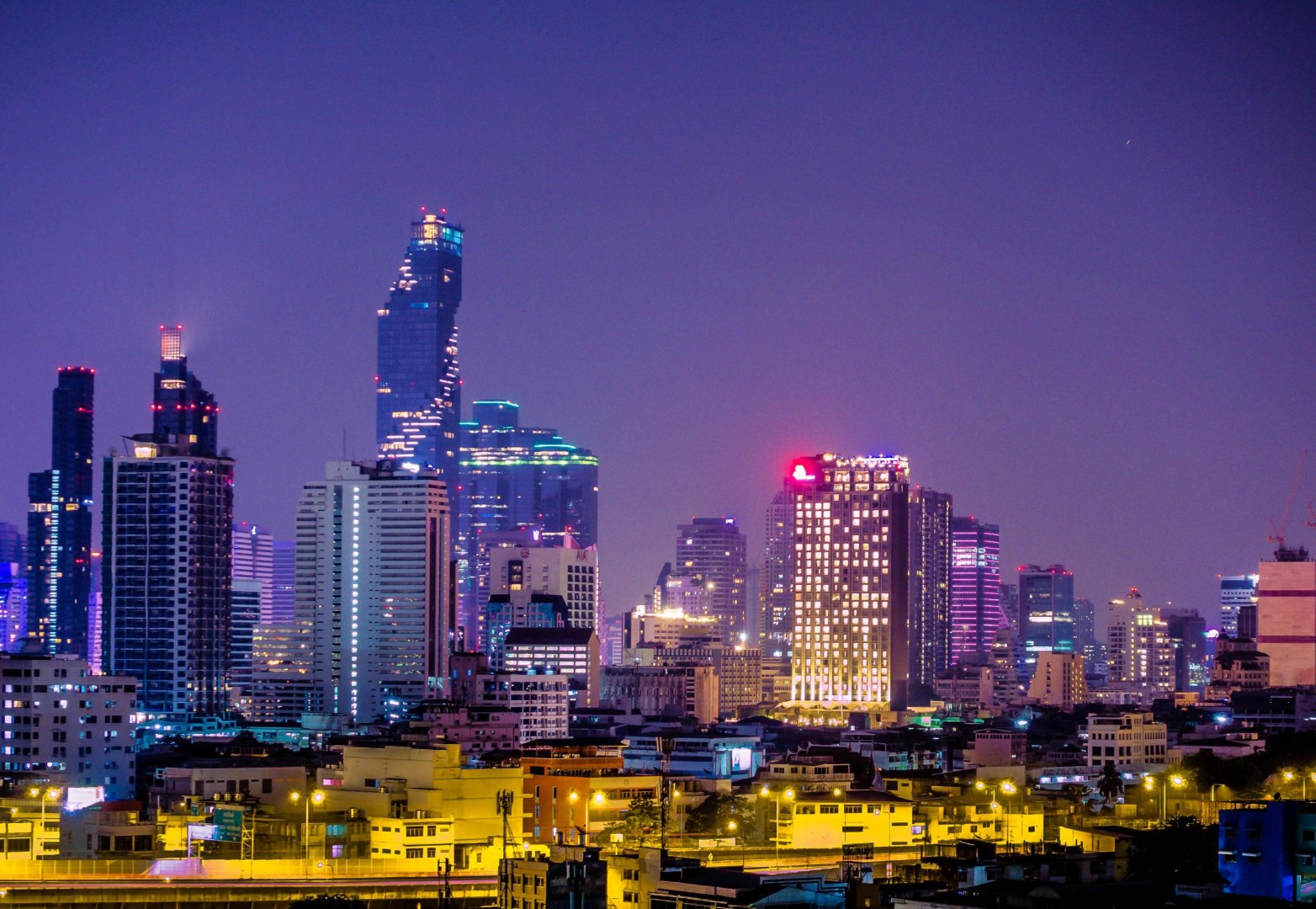 waranont-joe-qXH4i3kQgIU-unsplash (1) (1).jpg