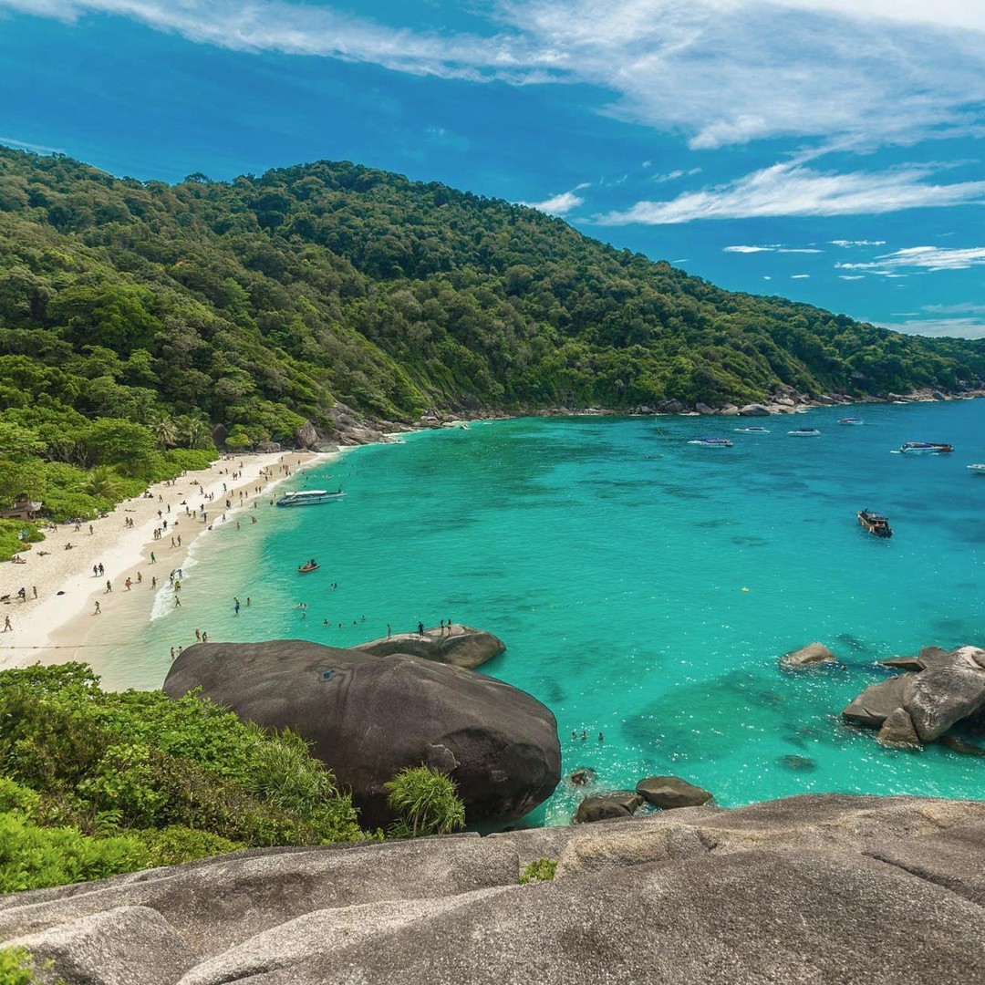 Aquella_Beach2.jpg