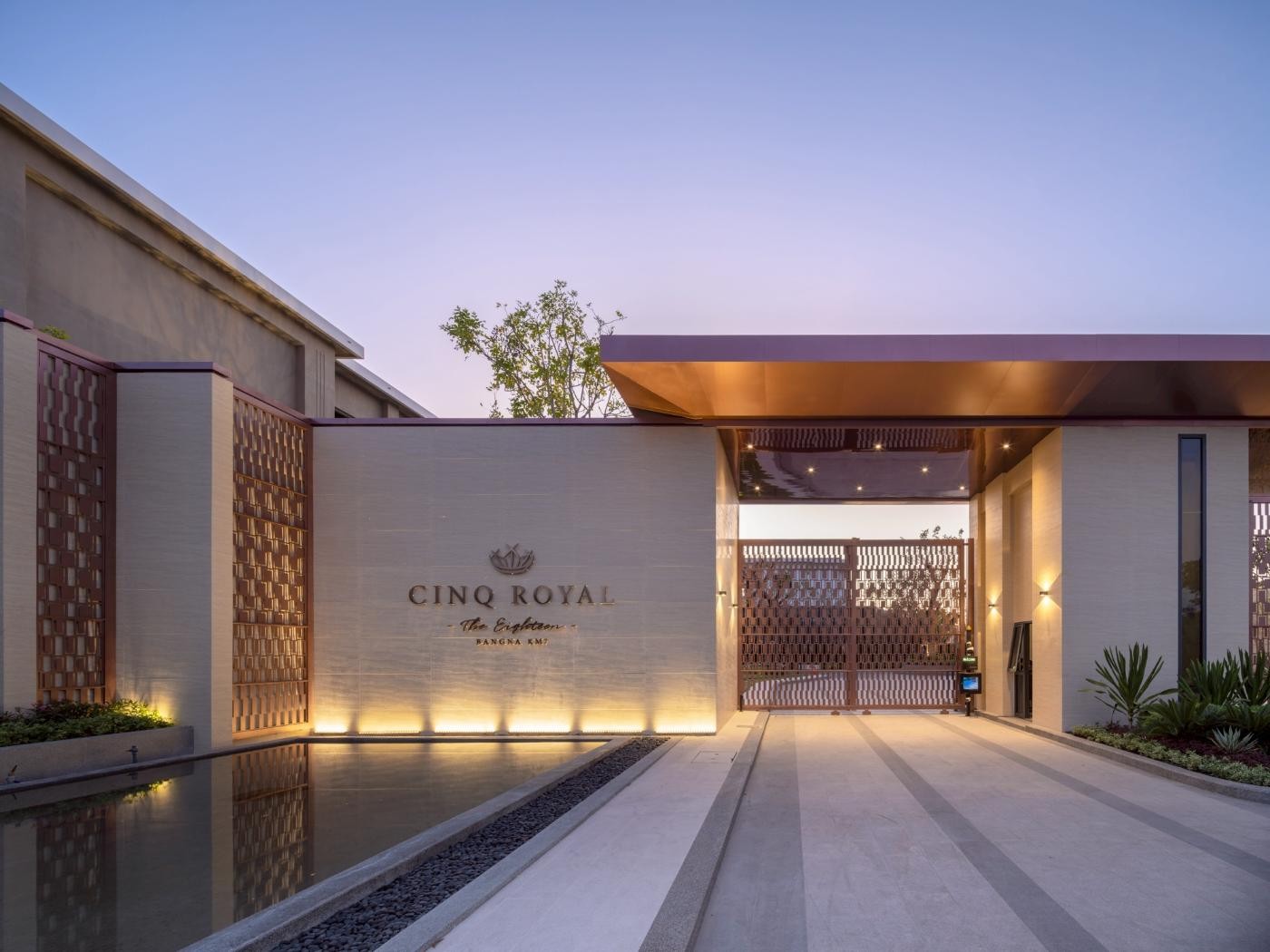 LINE_ALBUM_Cinq 18_250808_3.jpg