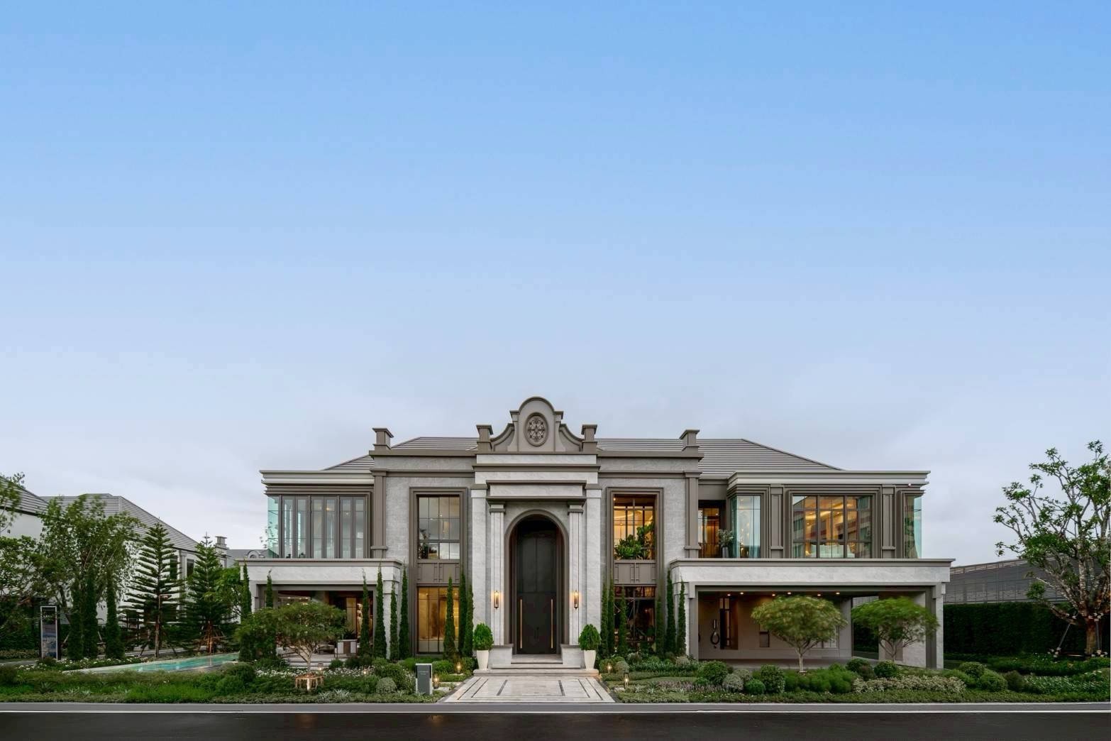 Grand Bangkok Boulevard Borommaratchachonnani