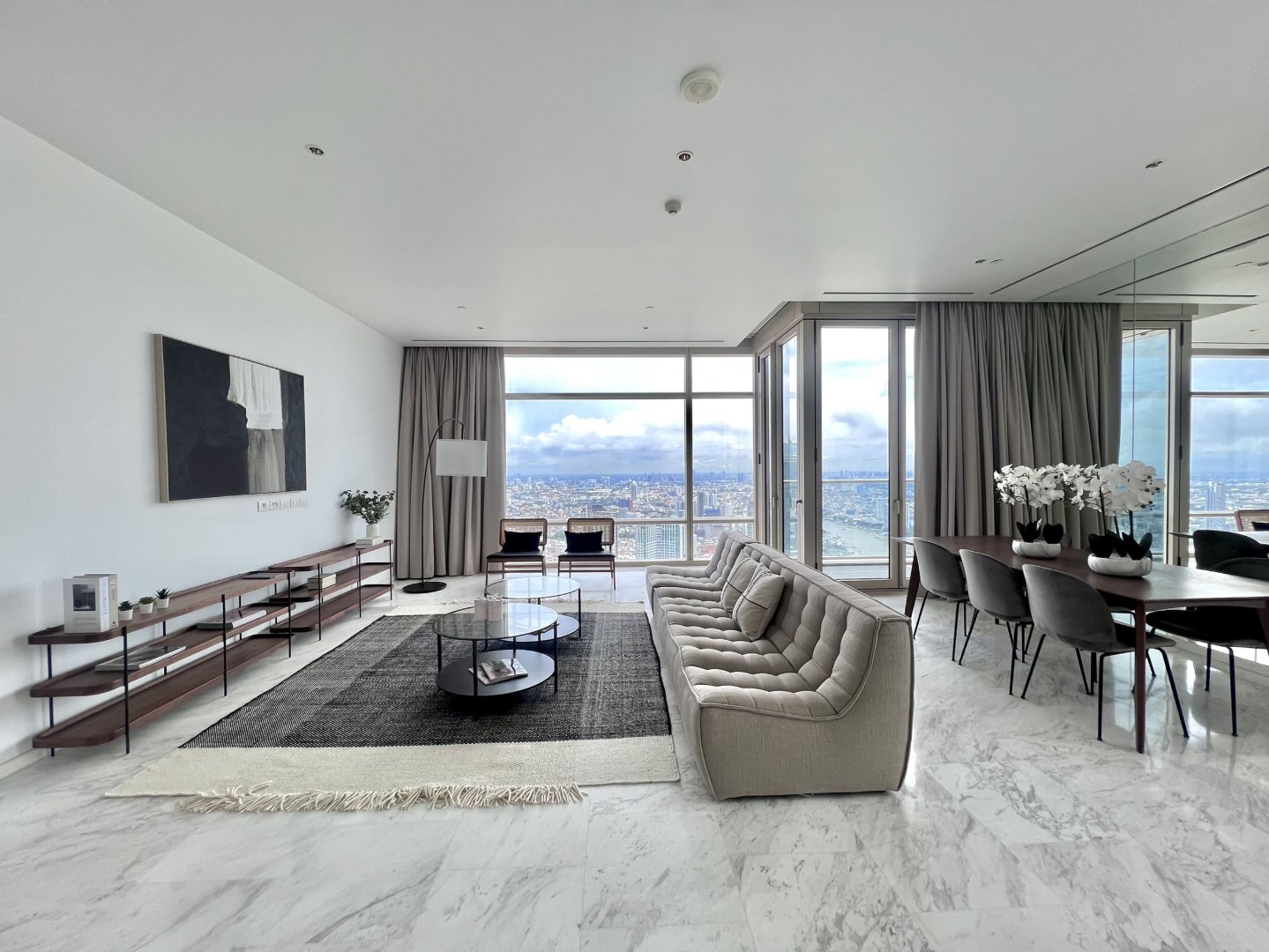 four-seasons-private-residence-bangkok-sc0525-01.jpg