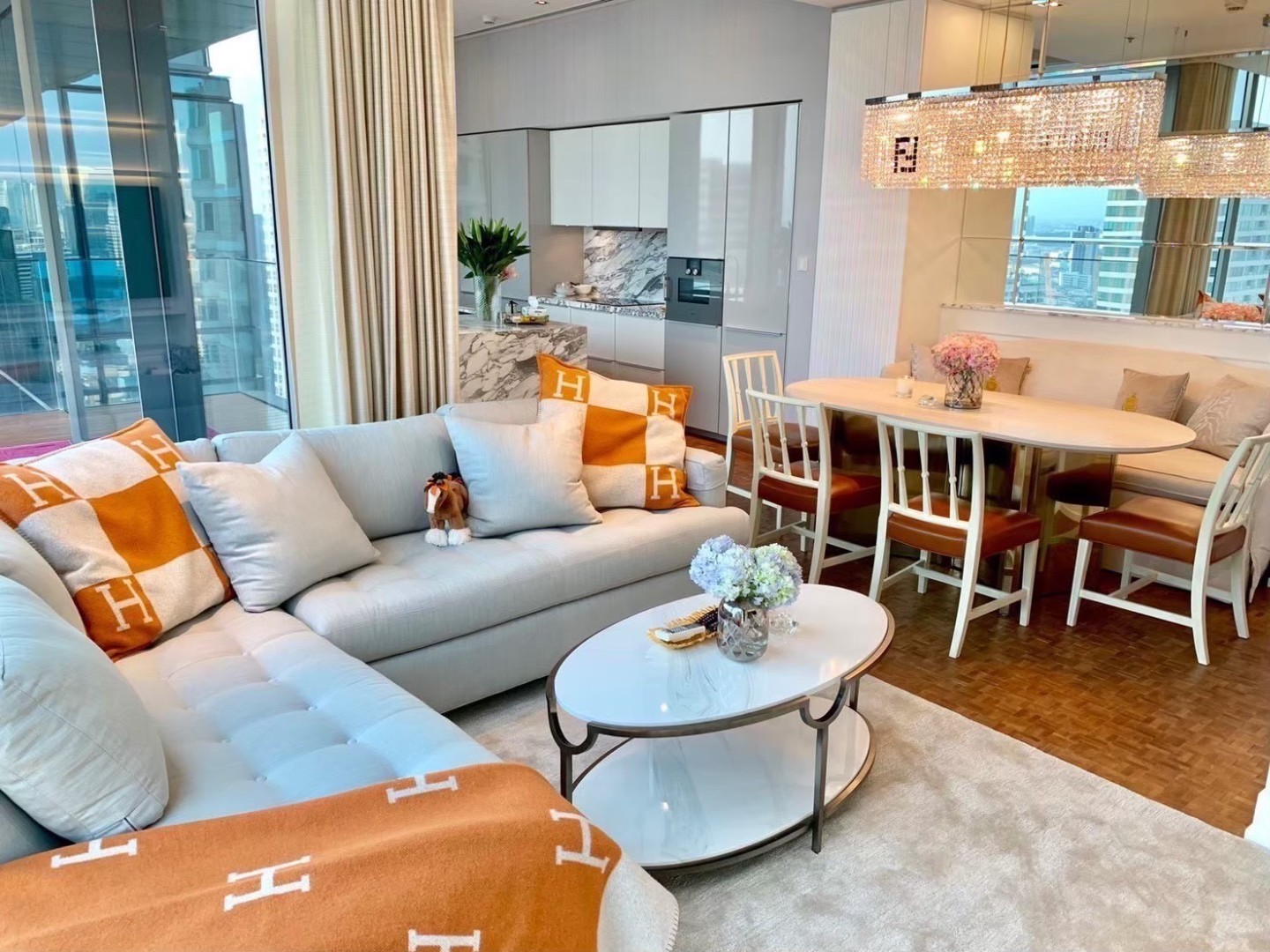The Ritz Carlton Residences Bangkok, 3 Bedrooms