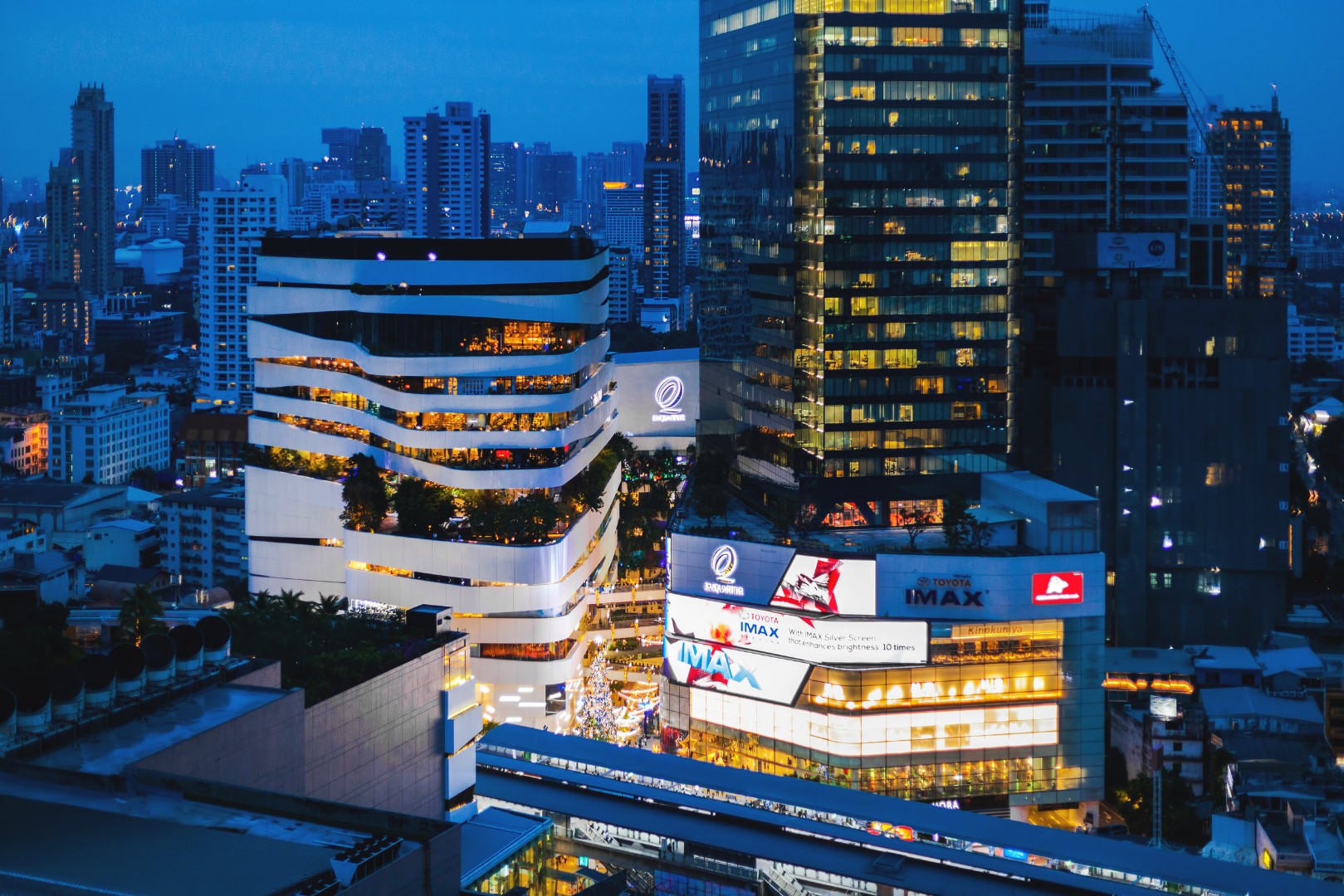 Emporium and Emquartier.jpg