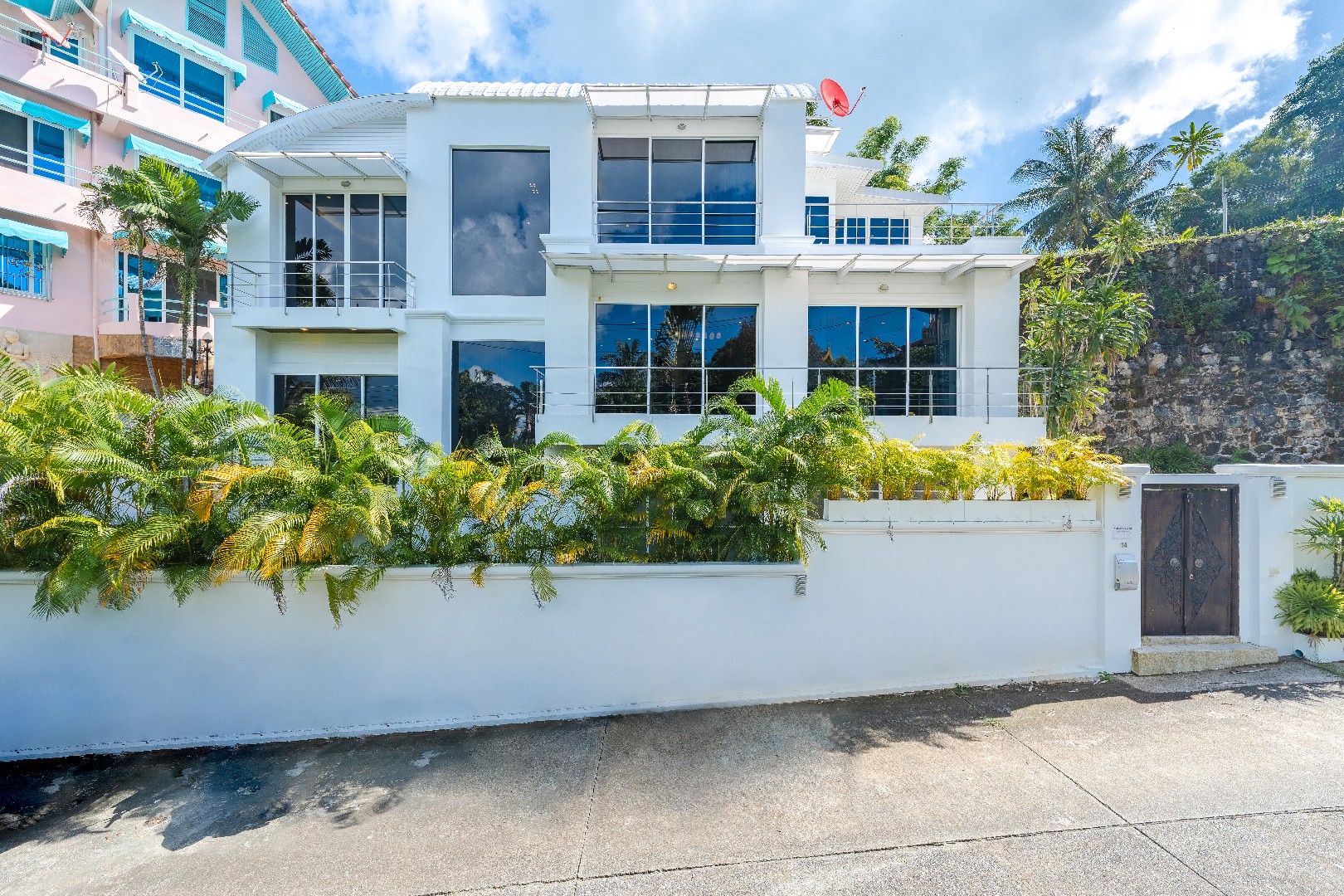 White Villa , Patong, Phuket