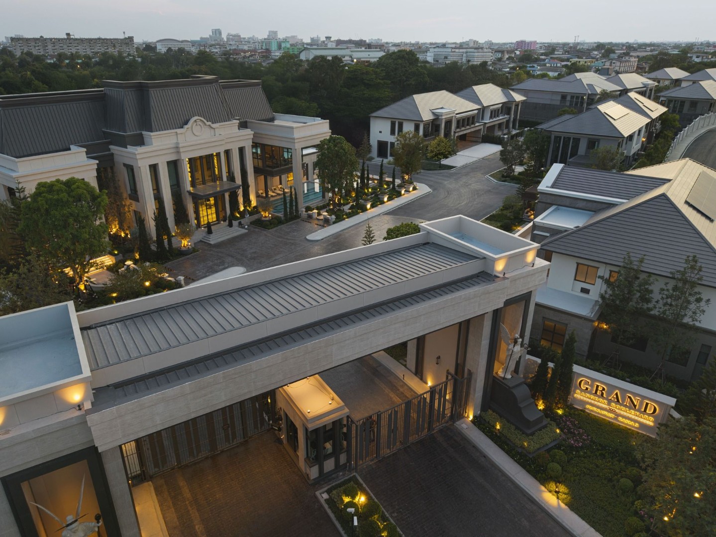 grand-bangkok-boulevard-suksawat-rama-3-06.jpg