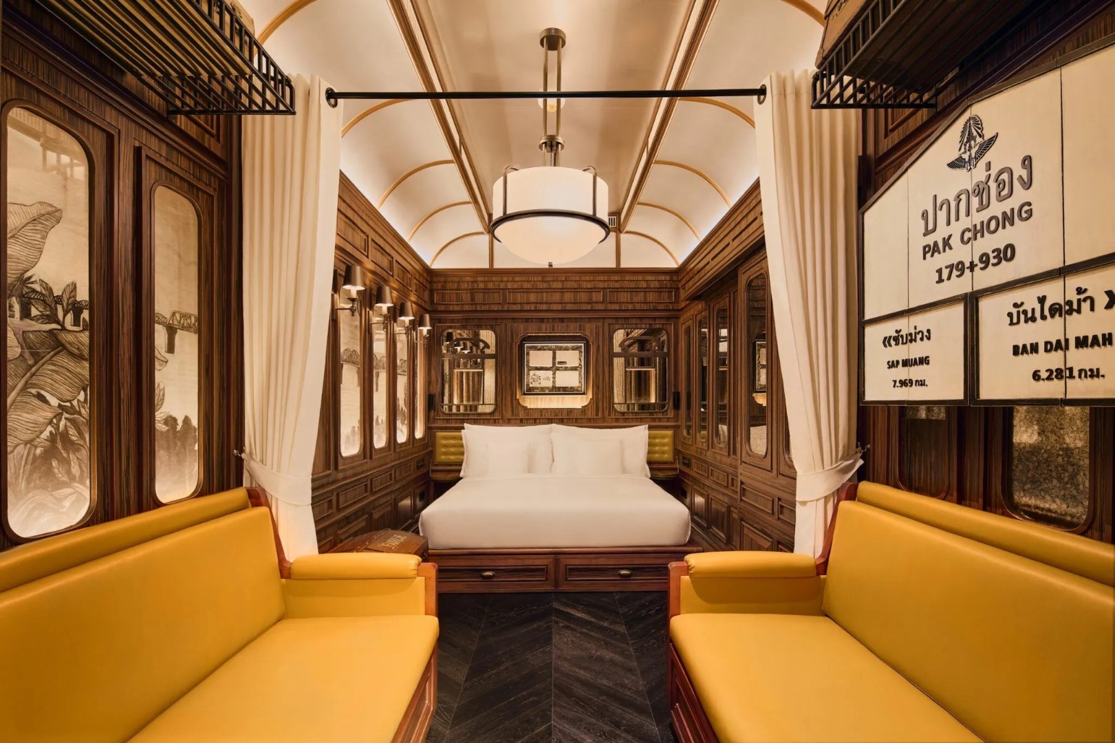 Inspired-by-the-Glamor-of-Train-Travel-2048x1364.jpg