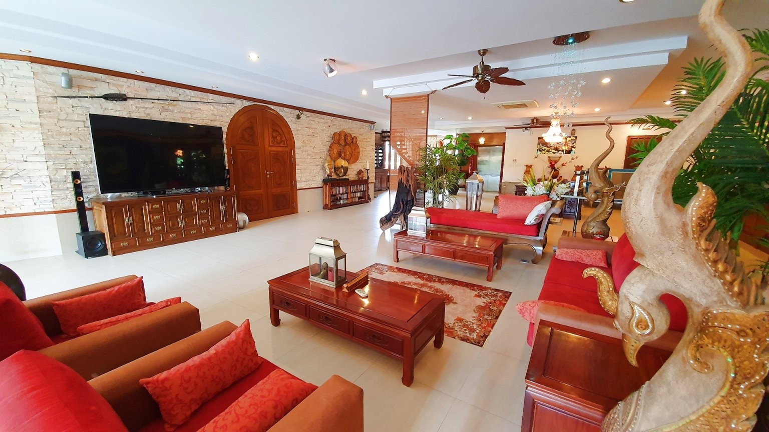 Hua Hin Grand Estate