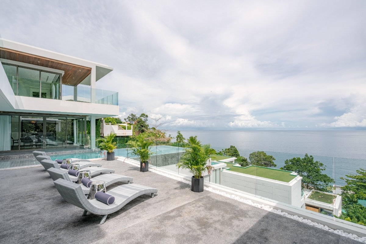 Silver Moon Villa, Cape Amarin, Phuket